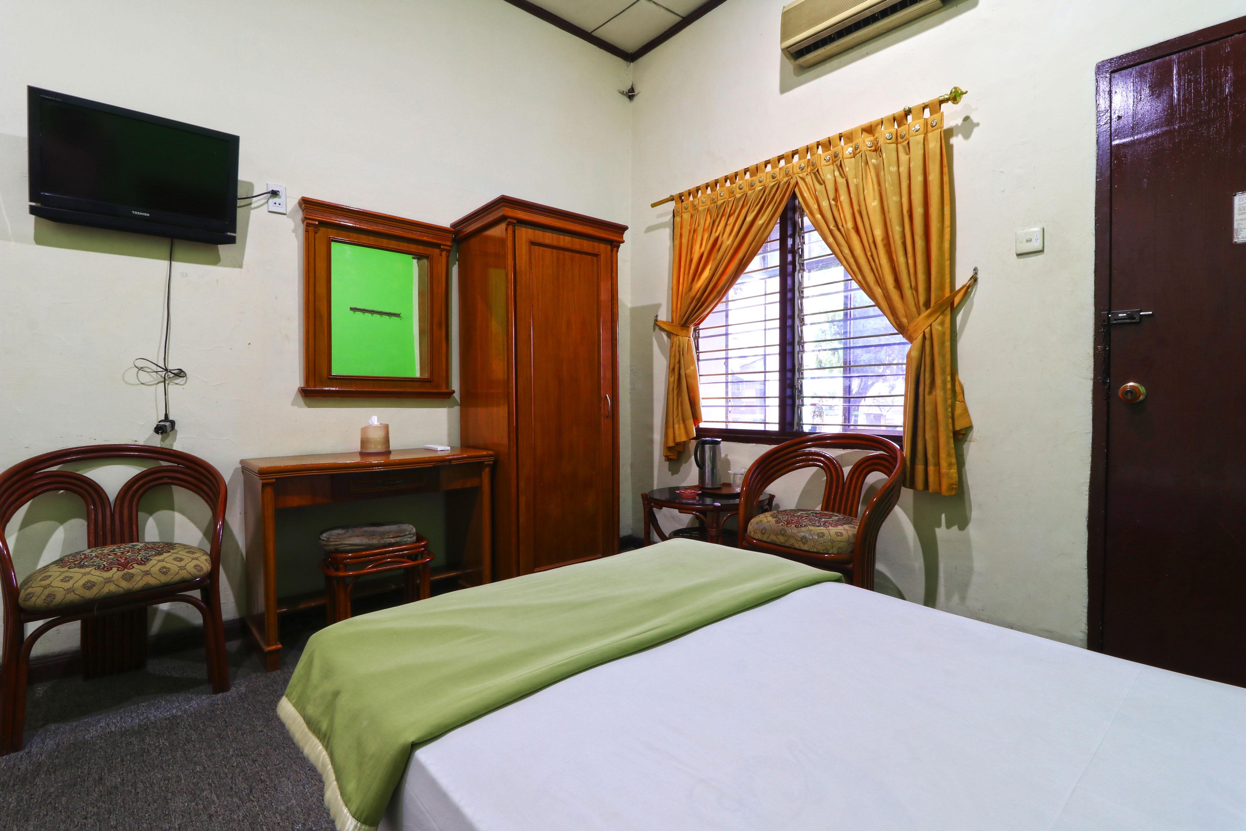 Hotel Sumatera Medan Exterior photo