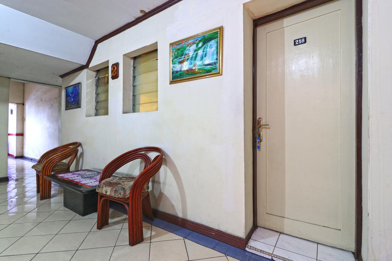 Hotel Sumatera Medan Exterior photo